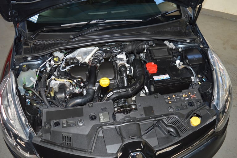 2018 Renault Clio 1.5 dCi 90 Play LOW MILEAGE + ONE OWNER + ULEZ COMPLIANT Hatchback Diesel Manual