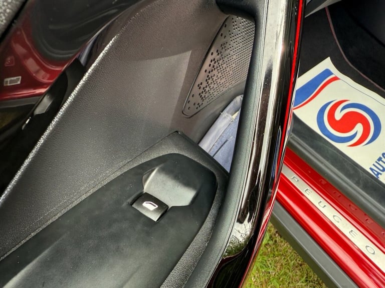 2017 Peugeot 2008 1.6 BlueHDi GT Line SUV 5dr Diesel Manual Euro 6 (s/s) (120 ps) HATCHBACK Diese...