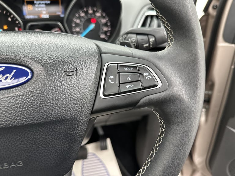 2019 Ford Kuga 2.0 TDCi 180 5dr Auto HATCHBACK DIESEL Automatic