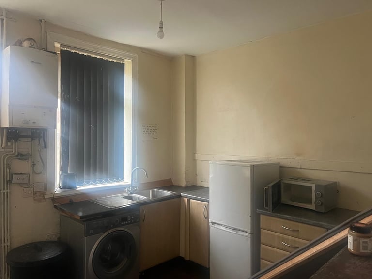 4 BEDROOM HOUSE FOR RENT! BD3