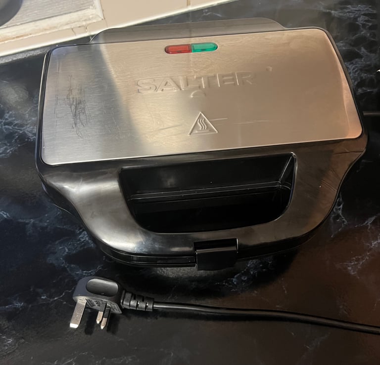 image for SALTER WAFFLE MAKER