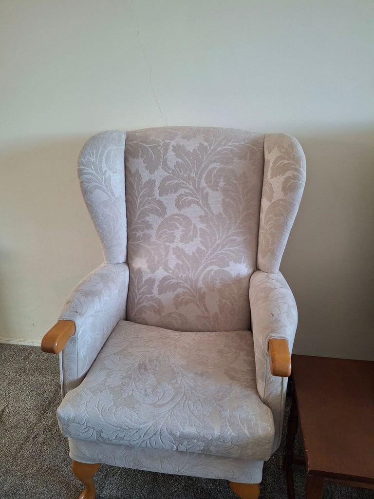 HSL Fireside / Wingback Sofa Set