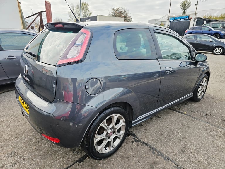 2014 Fiat Punto 1.2 GBT 3dr HATCHBACK Petrol Manual