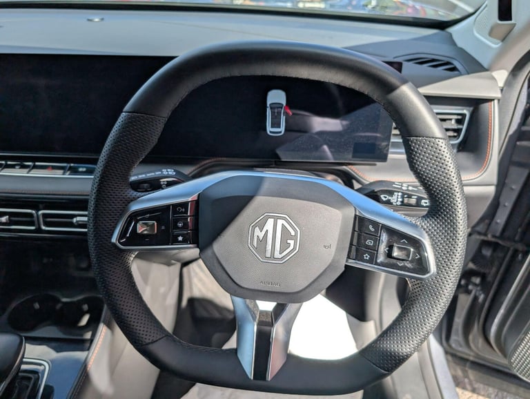 2025 MG MG HS 1.5 T-GDI Trophy DCT Euro 6 (s/s) 5dr ESTATE Petrol Automatic
