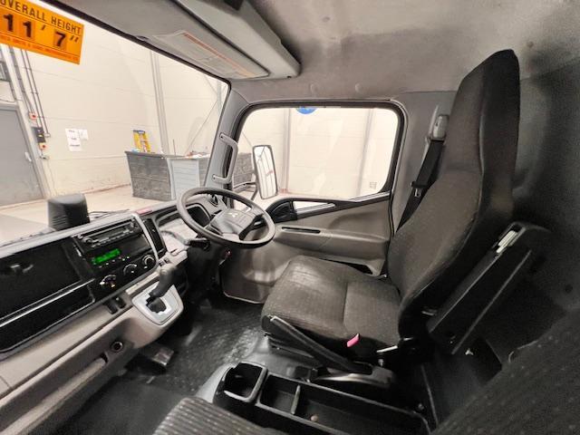 Mitsubishi Fuso Canter 7C18 Day Cab Box Van 