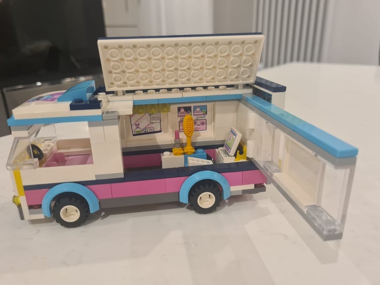 Lego Friends Heartlake News Van 41056