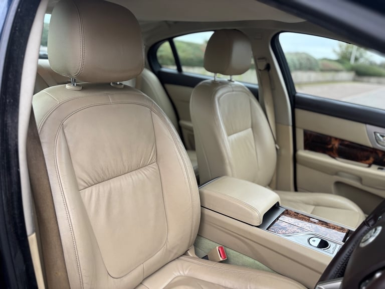 Jaguar, XF, Saloon, 2009, Other, 2720 (cc), 4 doors