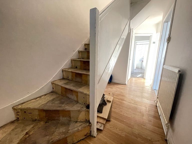 Three Bed House in front of Lidil in Barking