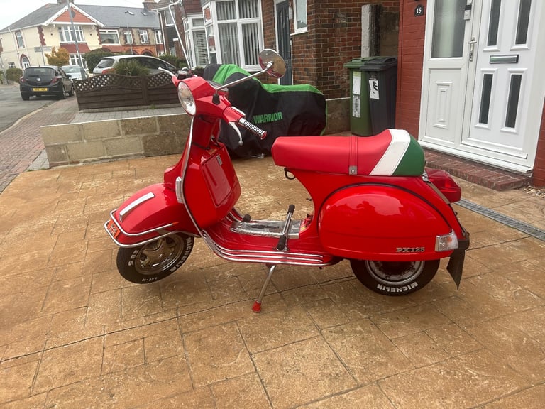 Vespa Px125 with a 177 kit fitted & more lovely looking scooter 