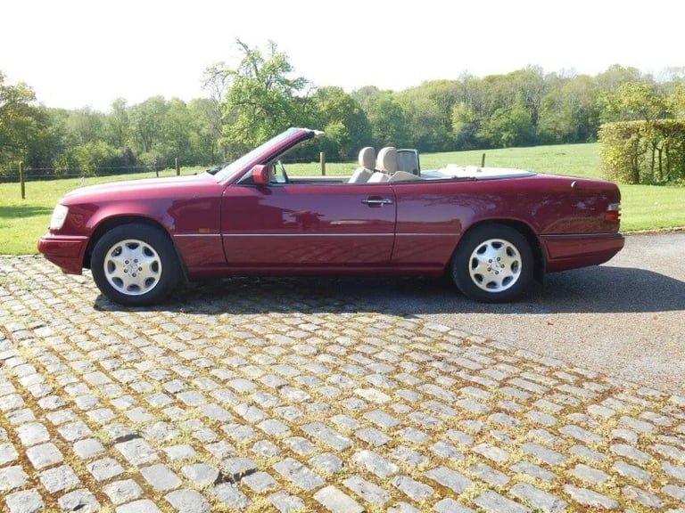 1994 Mercedes-Benz E Class E220 2-Door Petrol