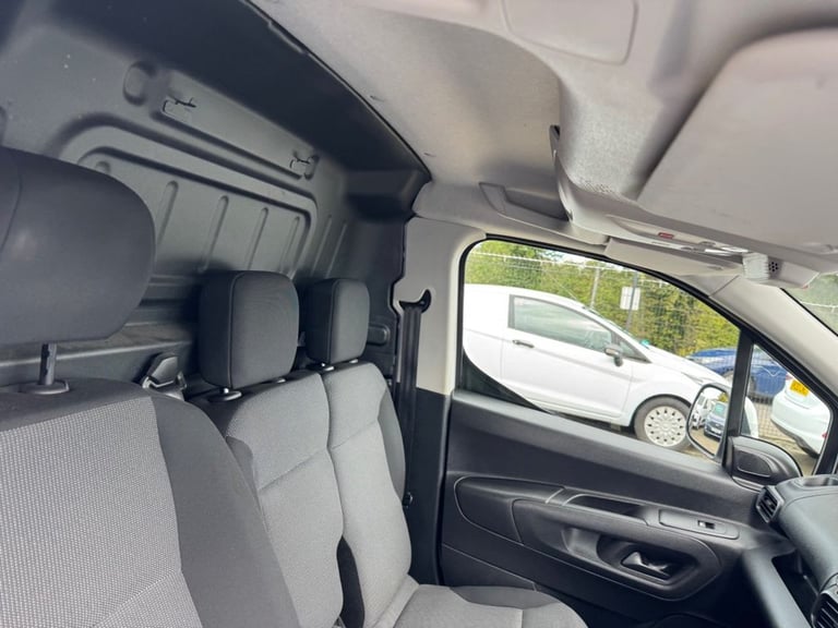 2021 Vauxhall Combo 1.5 Turbo D 2300 Sportive Panel Van 6dr Diesel Manual L2 H1 Euro 6 (100 ps) P...