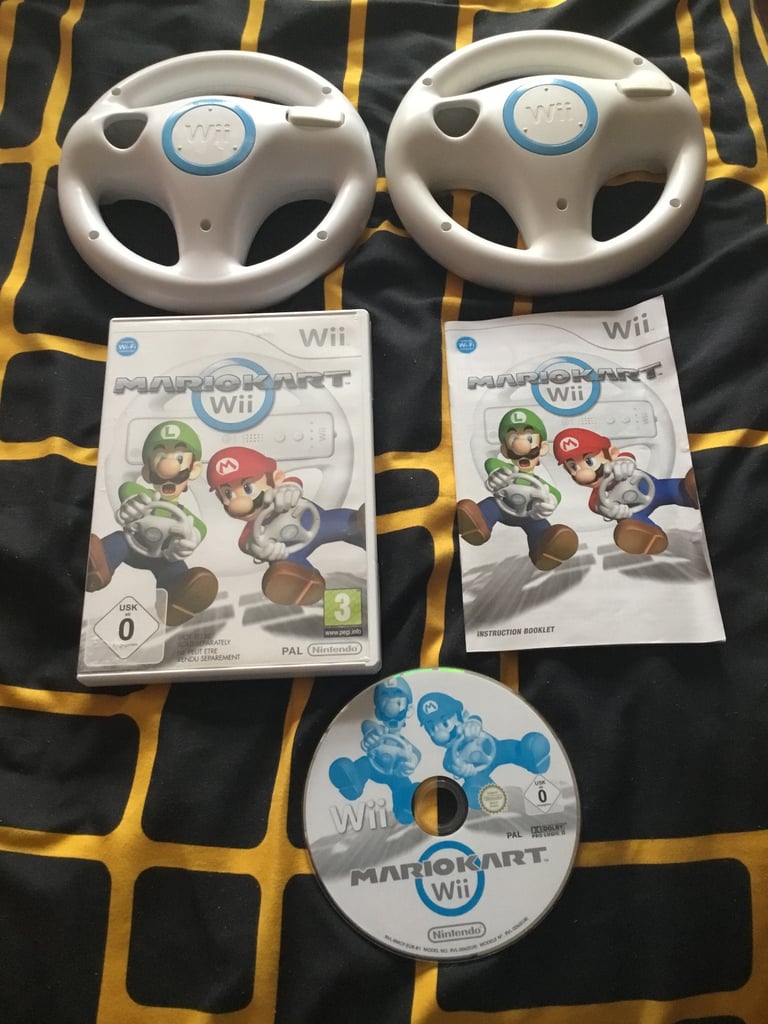 Mario kart + 2 x wheels wii