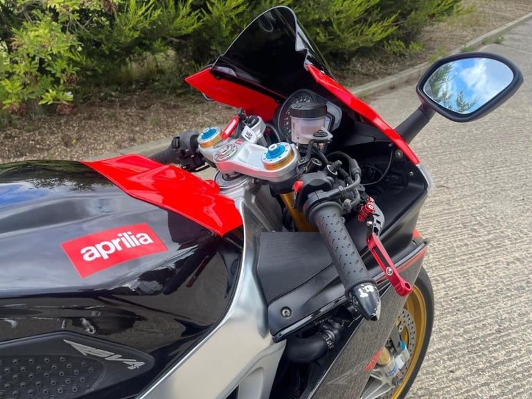 2012 12 APRILIA RSV 4 FACTORY A-PRC RSV1000 RSV4 APRC 1000 V4 STUNNING SPORTS