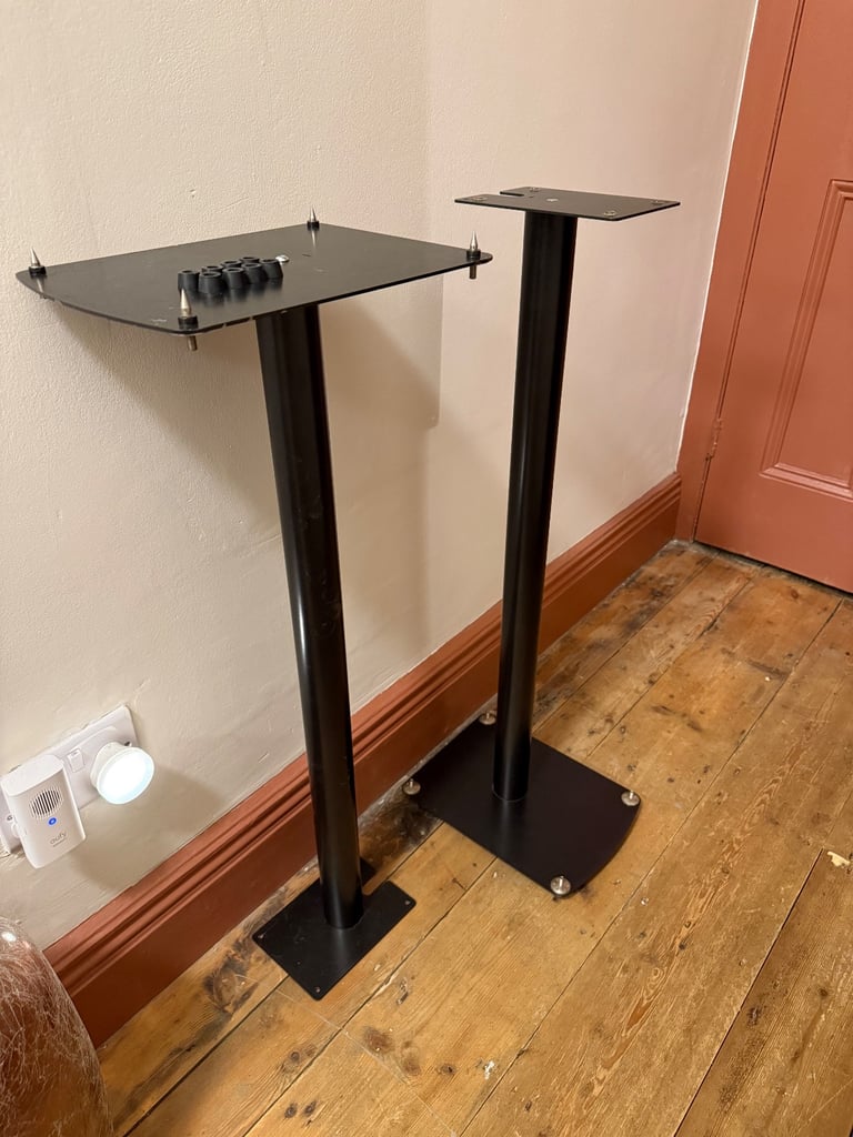 Speaker stands 