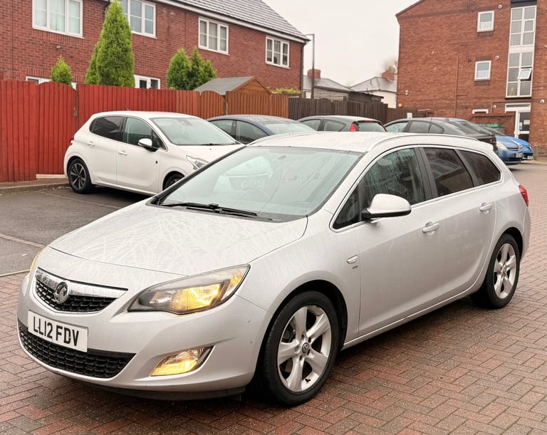2012 (12) VAUXHALL ASTRA 1.7 CDTI SRI 16V ESTATE MANUAL 