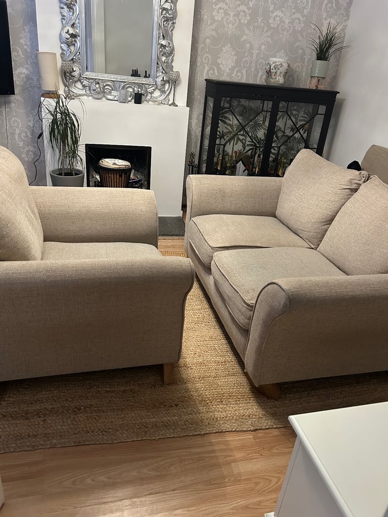 image for Cream 2 seat & chair can deliver 