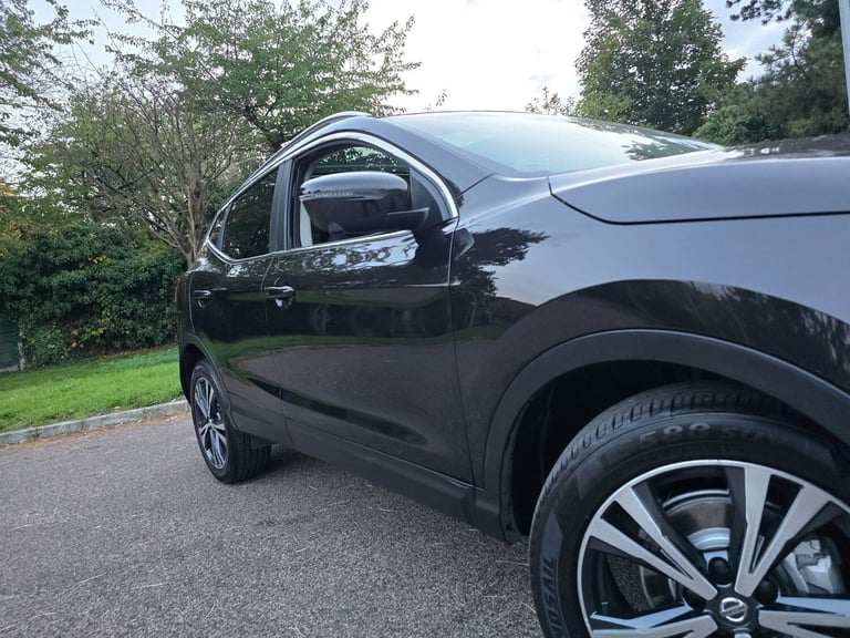 2018 Nissan Qashqai 1.5 dCi N-Connecta SUV 5dr Diesel Manual Euro 6 (s/s) (115 ps) HATCHBACK Dies...