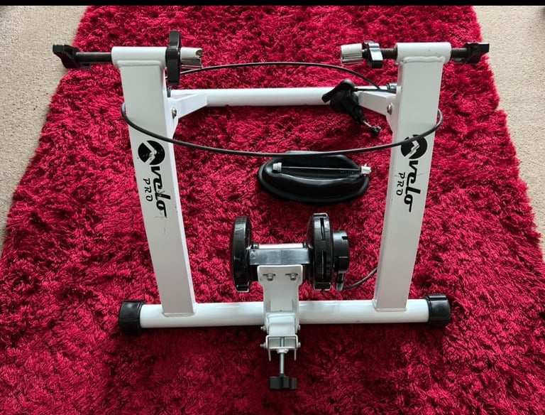  Velo Pro indoor bike trainer