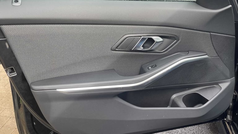 2025 BMW 3 Series 330e 22.3 kWh Sport 4dr Step Auto Saloon Plug-In Hy Automatic