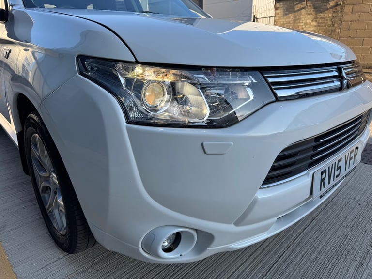 2015 Mitsubishi Outlander 2.0 PHEV GX4hs 5dr Auto ESTATE Petrol Parallel Phev Automatic