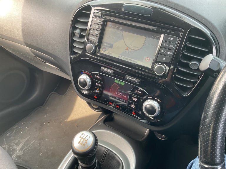 2011 Renault Laguna 2.0 dCi 150 Dynamique TomTom 5dr HATCHBACK Diesel Manual