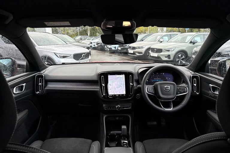 2022 Volvo XC40 2.0 B4 MHEV Plus SUV 5dr Petrol Hybrid DCT Auto AWD Euro 6 (s/s) (197 ps) ESTATE ...