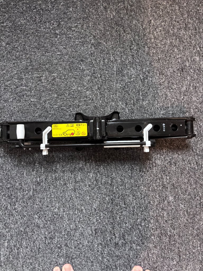 Range Rover Scissor Jack