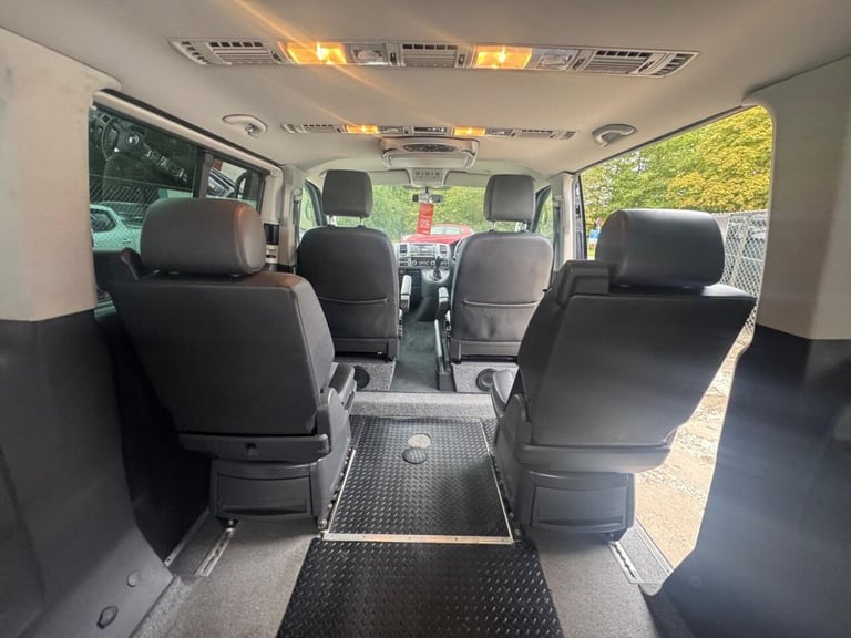 2015 Volkswagen Caravelle 2.0 BiTDI BlueMotion Tech SE DSG Euro 5 (s/s) 5dr MPV Diesel Automatic