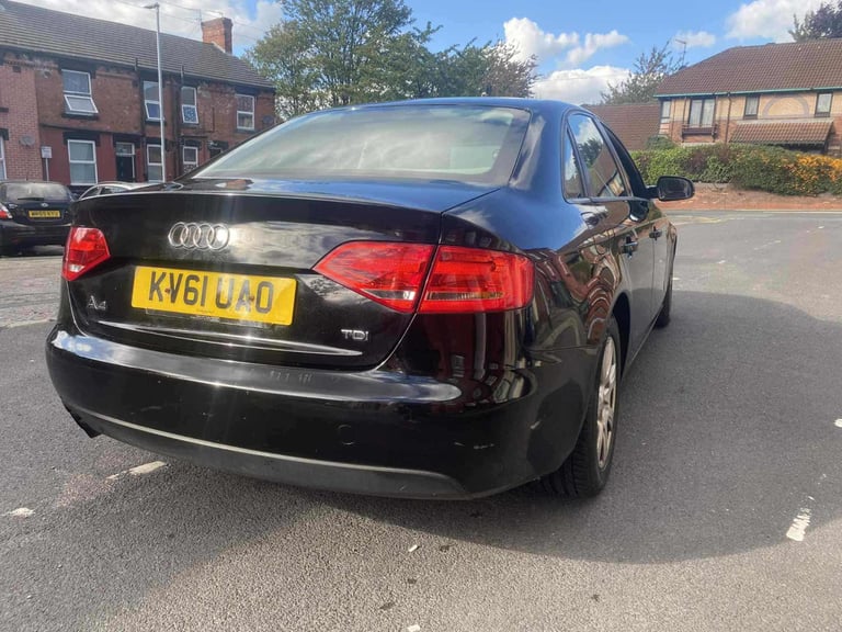 Audi, A4, Saloon, 2011, Manual, 1968 (cc), 4 doors