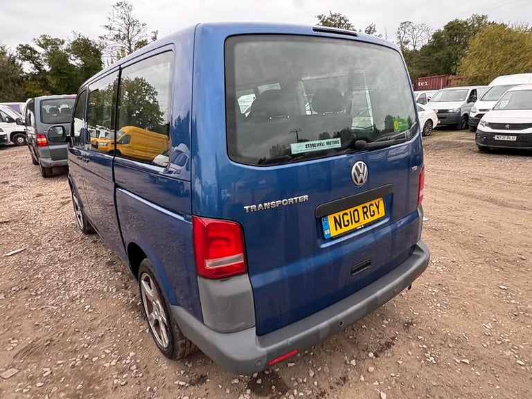 2010 Volkswagen Transporter Transporter T30 S 84 TDI SWB Minibus DIESEL Manual