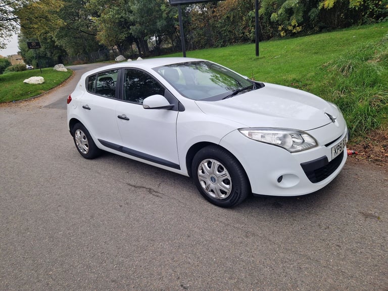 image for Renault, MEGANE, Hatchback, 2011, Manual, 1598 (cc), 5 doors
