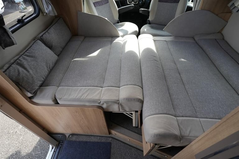 Elddis IMPRESSA 194 PEUGEOT 4 BERTH 4 TRAVEL SEAT MOTORHOME