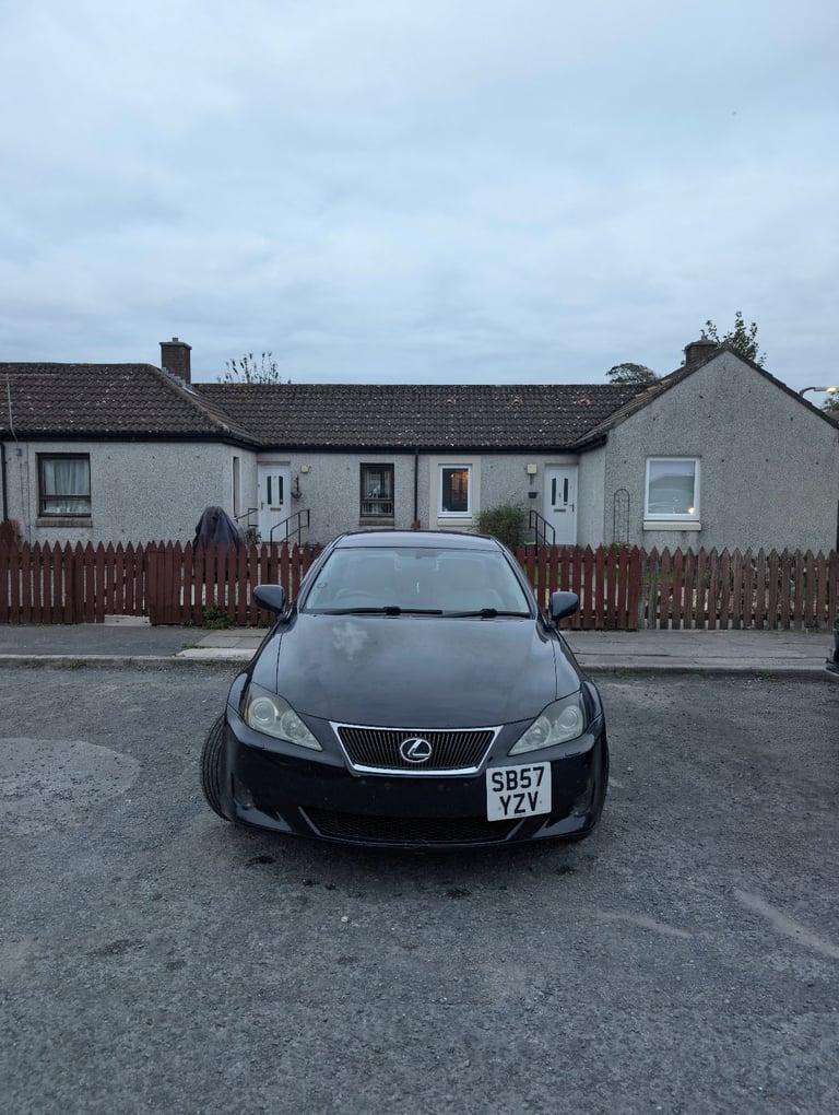 Lexus is 220d/250 breaking for parts