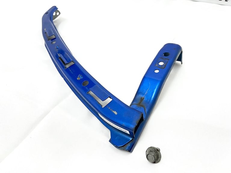 Honda Civic Type R EP3 EP2 Bumper Headlight Support Bracket OEM O/S RNA1308