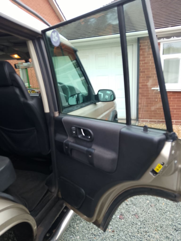 Land Rover, DISCOVERY, Estate, 2003, Manual, 2495 (cc), 5 doors
