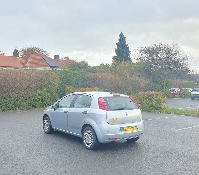 Fiat Punto Long Mot Hatchback, 2006, Manual, 1242 (cc),5 doors - Image 4