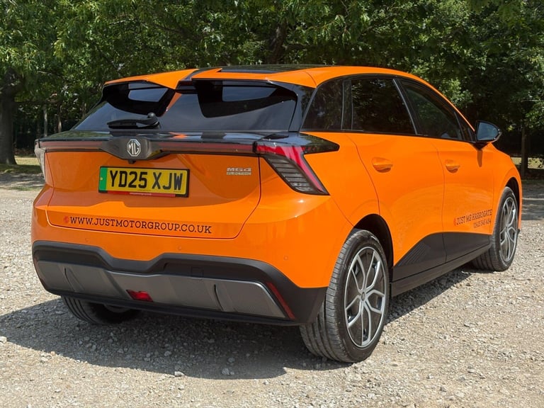 2025 MG MG4 77kWh Trophy Extended Range Auto 5dr HATCHBACK Electric Automatic