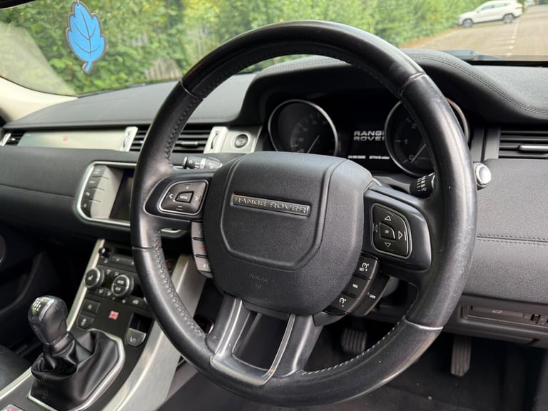 LAND ROVER RANGE ROVER EVOQUE 2.2 eD4 Pure 2012
