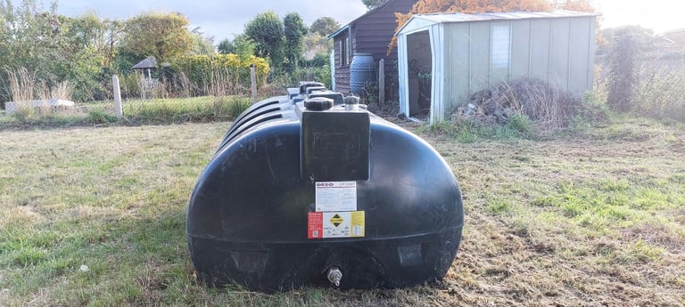 1200litre Plastic Oil Tank, low profile