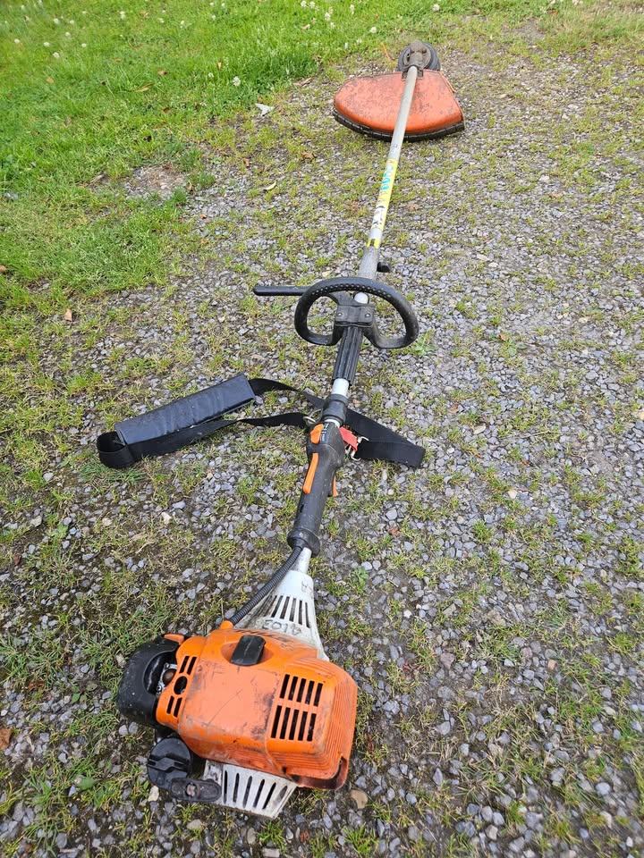 Stihl KM 100 R Combi and Strimmer attachment
