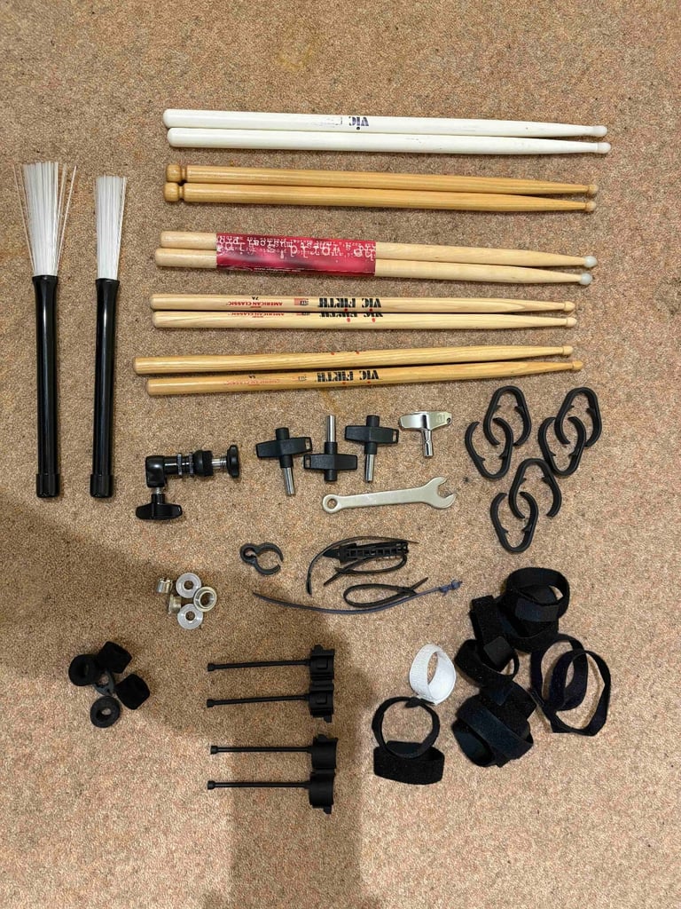 Roland TD30KSE Drum Kit with upgrade and extras