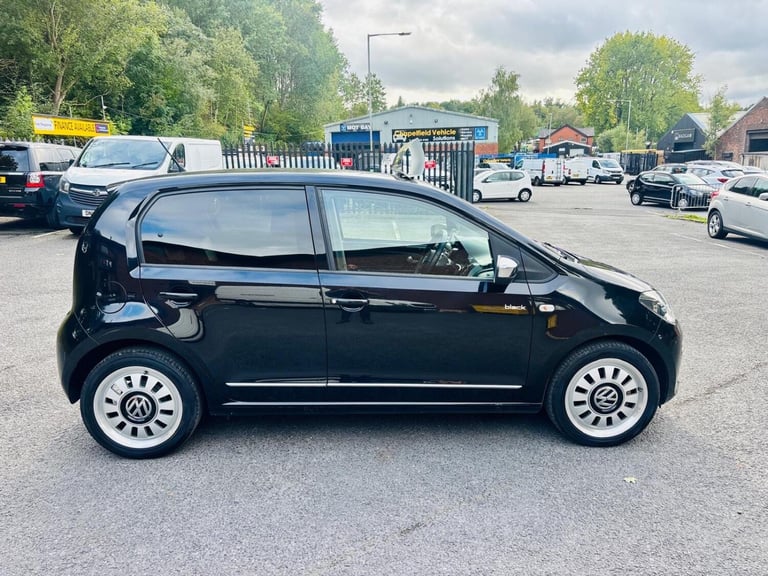VOLKSWAGEN UP 1.0 High up! 2013