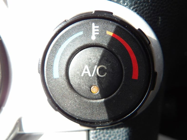 2012 Ford Fiesta Titanium Hatchback Petrol Manual