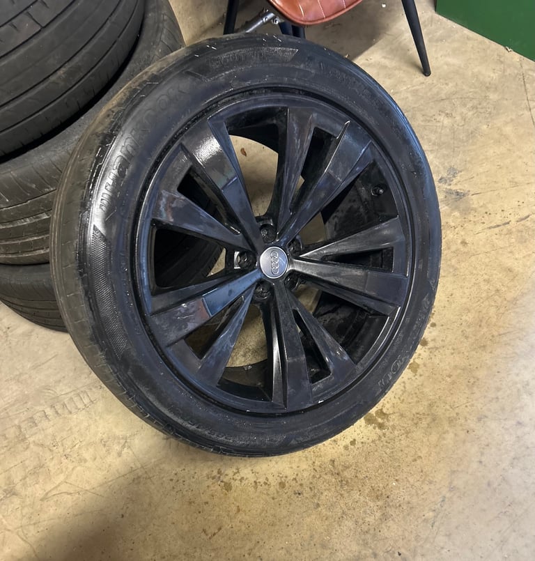 image for Audi Q8 Black Alloy Wheels 