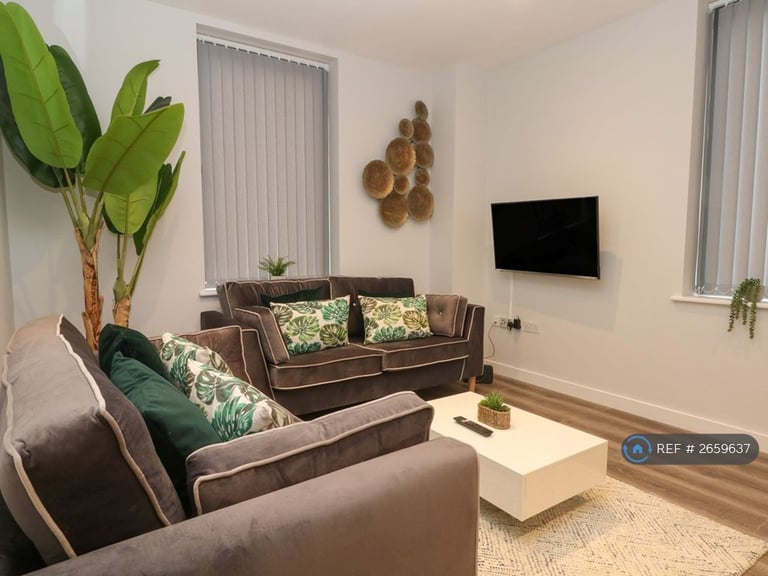 2 bedroom flat in Tudor Place, Waterloo, Liverpool, L22 (2 bed) (#2659637)