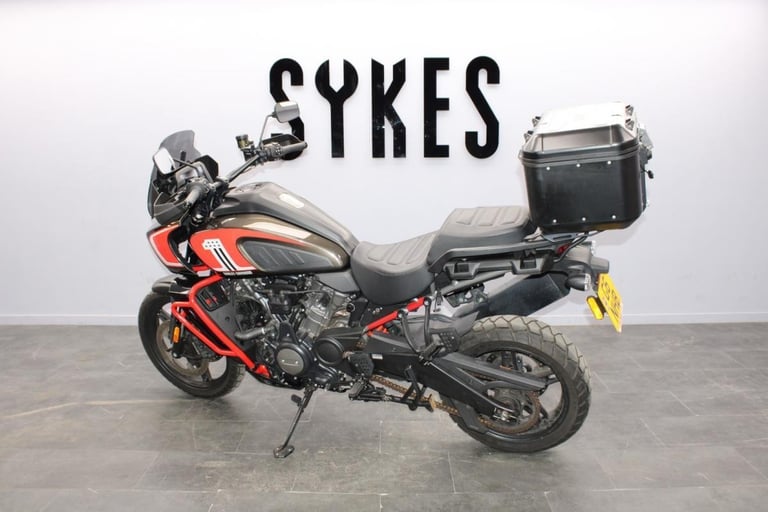 2021 Harley-Davidson RA1250 Pan America in Gauntlet Grey Metalic 