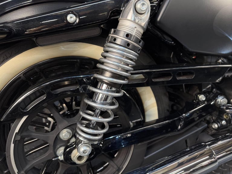 2017 Harley-Davidson Sportster 1200 XL1200X Forty-Eight Euro 4