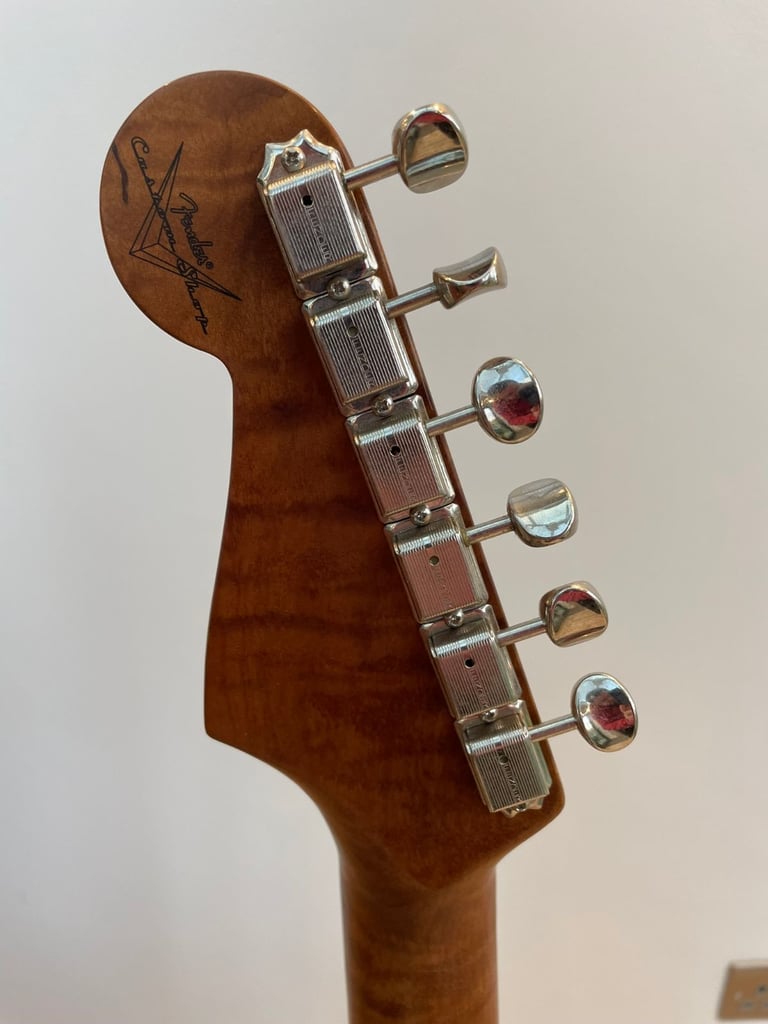 Fender Custom Shop 55 Stratocaster Texas Tea Roasted Flame Neck