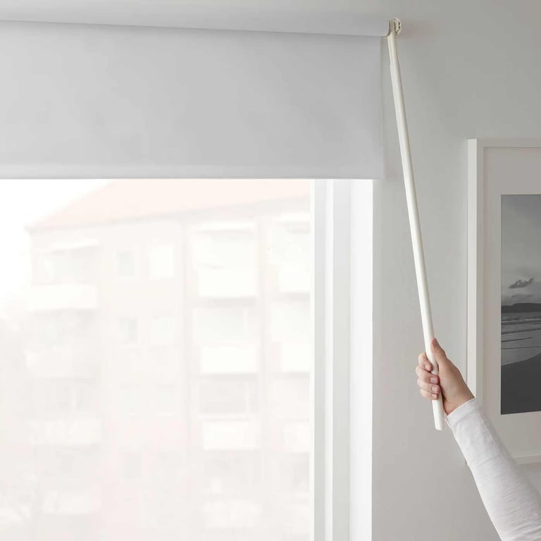 IKEA Fridans white block-out roller blind 100x195 cm + Magic Wand Good Condition