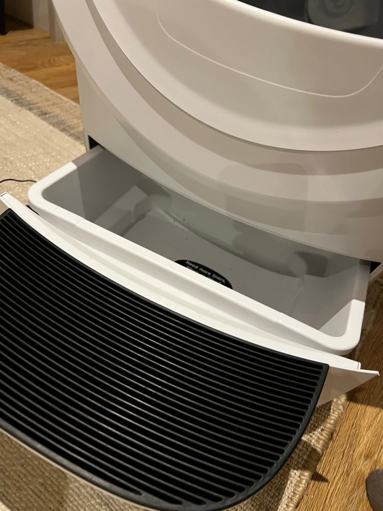 Whisker Litter Robot 4